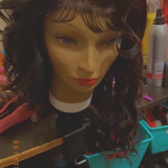 Human Lace Wigs - Picture 3 of 5